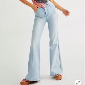 Lee High Rise Flare Jeans